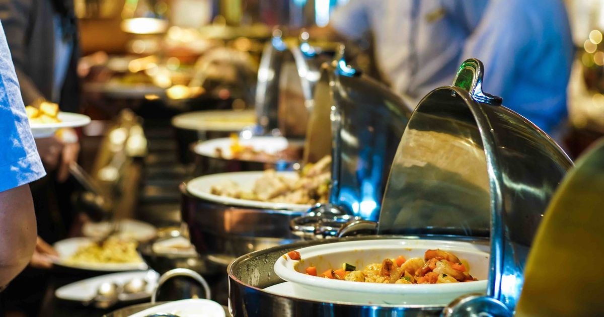 "Buffet géant et rôtisserie XXL" : voici où va bientôt ouvrir ce buffet à volonté inspiré de celui de Narbonne