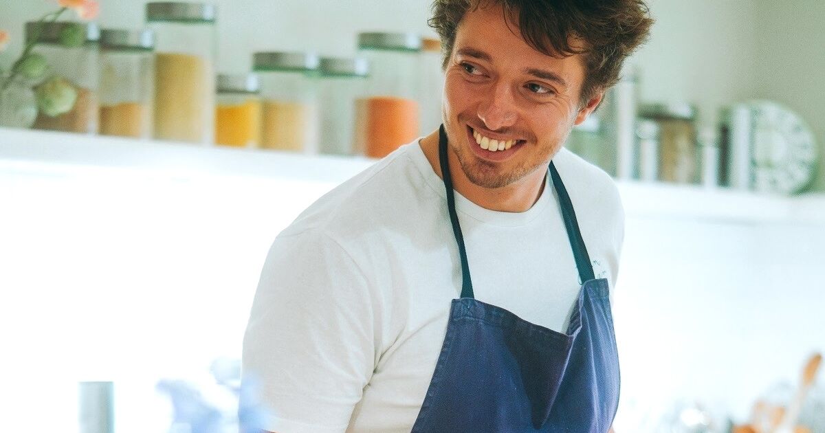 Cet ancien candidat de Top Chef propose des dîners pas comme les autres dans plusieurs hôtels de France