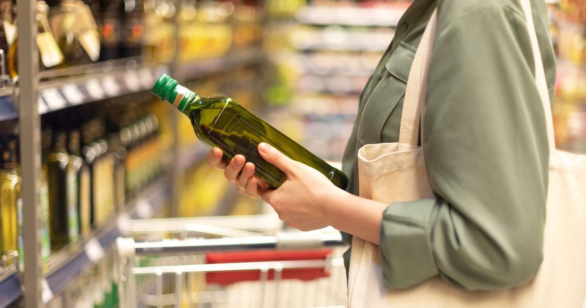 Voici la meilleure huile d'olive à acheter au supermarché, selon 60 Millions de consommateurs (bon rapport qualité-prix)