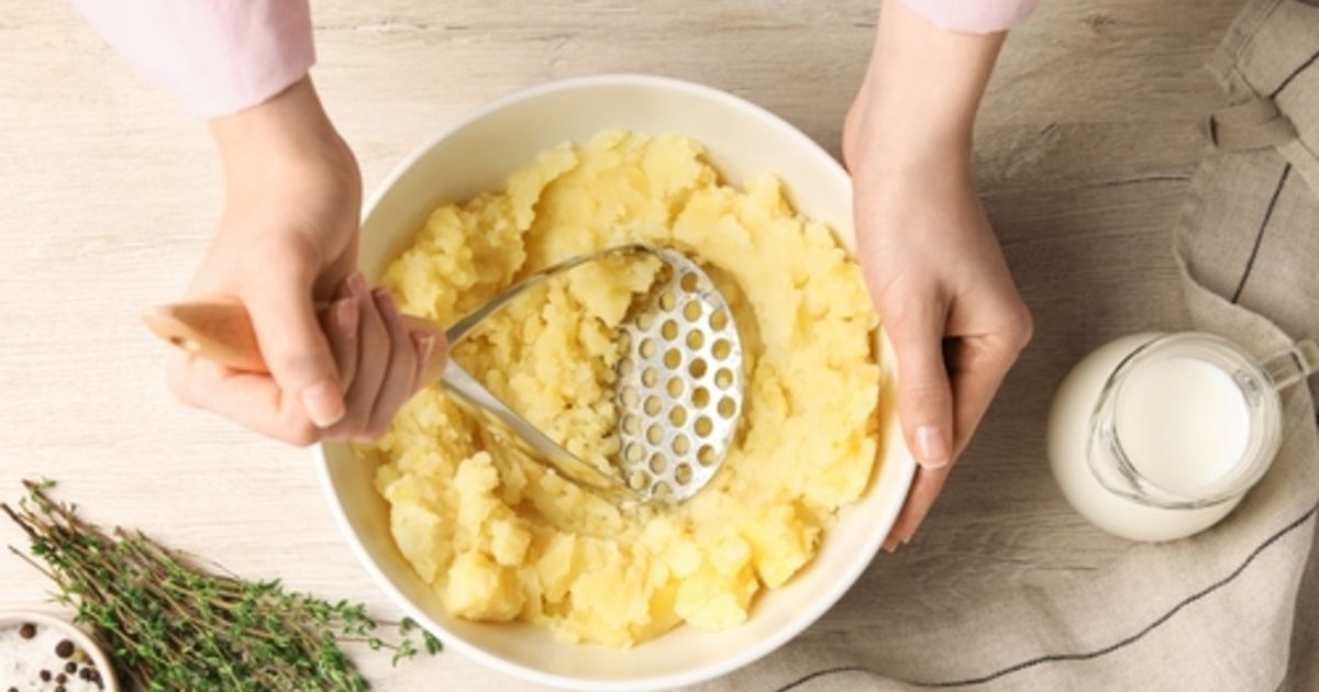 La purée a 10 fois plus de saveurs lorsque que les pommes de terre sont cuites dans ce liquide (ni eau, ni lait)