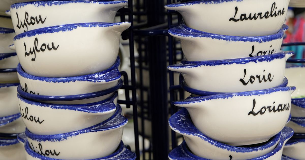 Ces bols bretons qui portent nos prénoms : d’où vient la tradition ? On vous dit tout