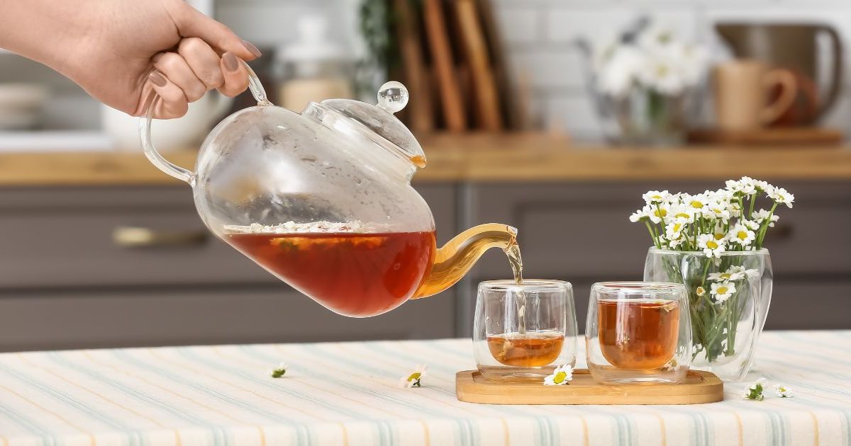 Petit-déjeuner : fini le café le matin, voici le thé idéal pour stabiliser la glycémie et éviter les pics de sucre