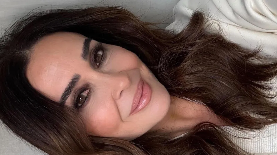 Maquillaje después de los 50: el truco profesional de los 4 puntos que eleva los párpados caídos y rejuvenece la mirada