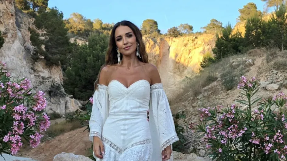 Paula Echevarría confirma la tendencia del verano: estas sandalias con plataforma y vinilo lo petan (y son de Bershka)