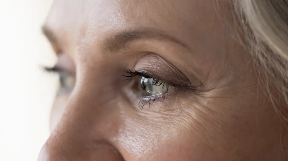 Cejas finas y escasas: la técnica del “triángulo dorado” que lo cambia todo para rejuvenecer el rostro después de los 60