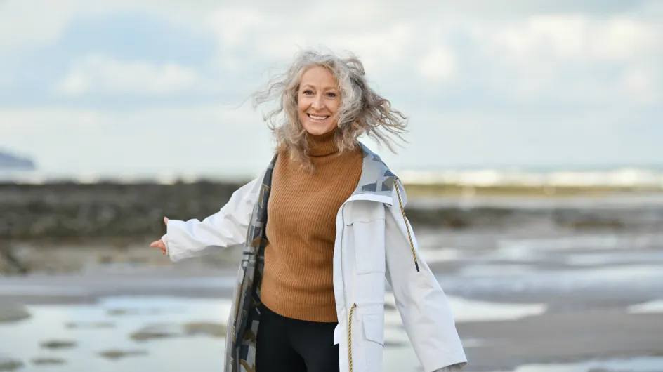 Un estudio lo confirma: este ejercicio después de los 50 puede reducir tu edad biológica en 16 años (y es fácil)