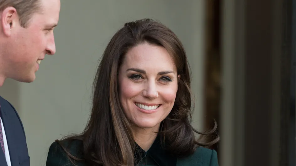 Kate Middleton muy elegante con un nuevo color de abrigo que sienta genial a su tono de piel, según una experta