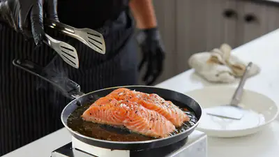 Même sans expérience, vous pouvez réussir la cuisson du saumon avec ...