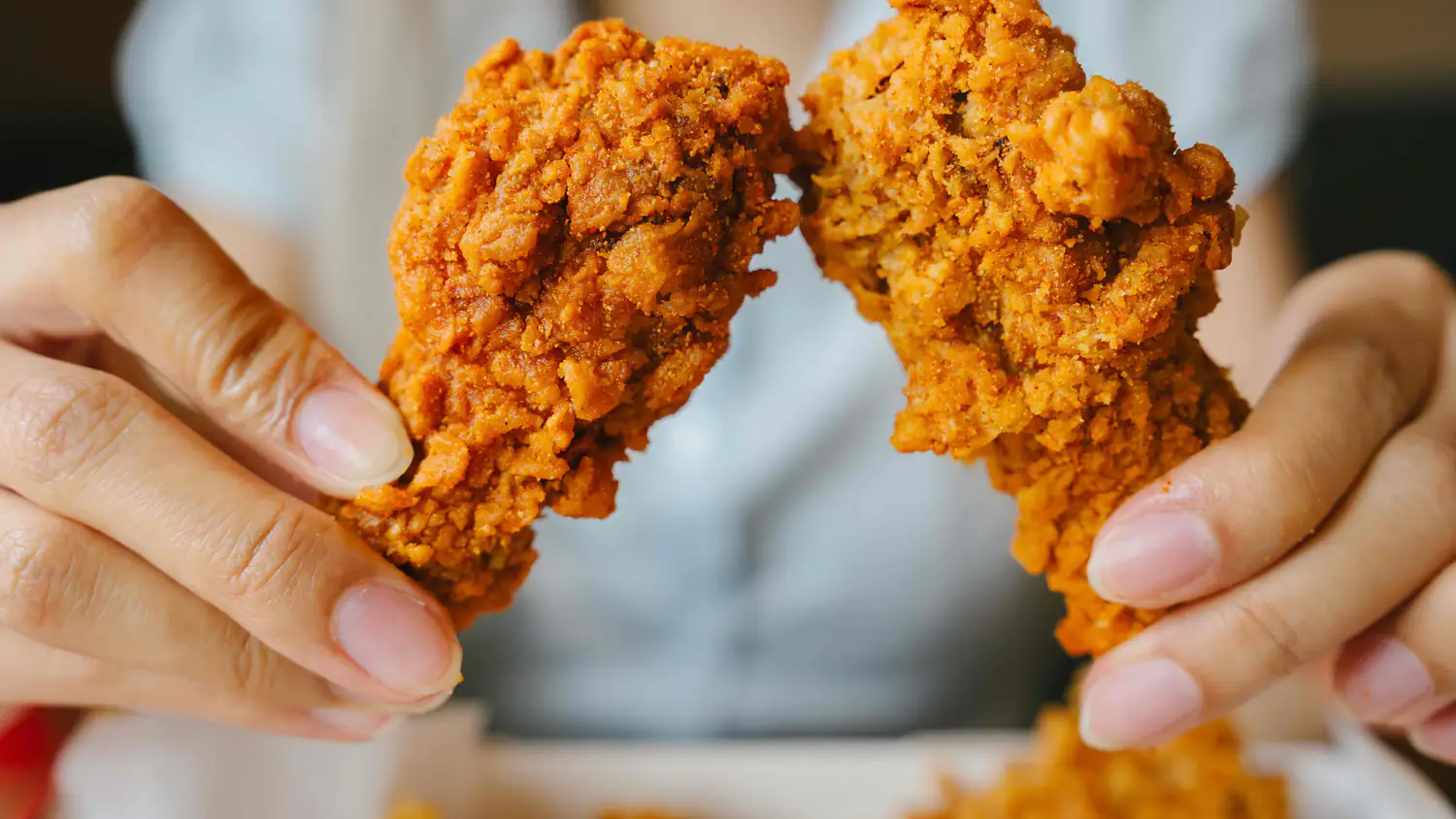 Cuisine de fast-food en activité