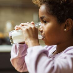 ¿Sabes qué tipo de leche dar a tu hijo después de que cumpla un año?