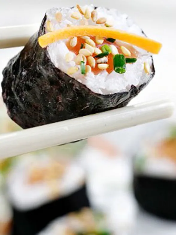 Un nuevo libro de recetas o cómo preparar sushi dentro de un condón