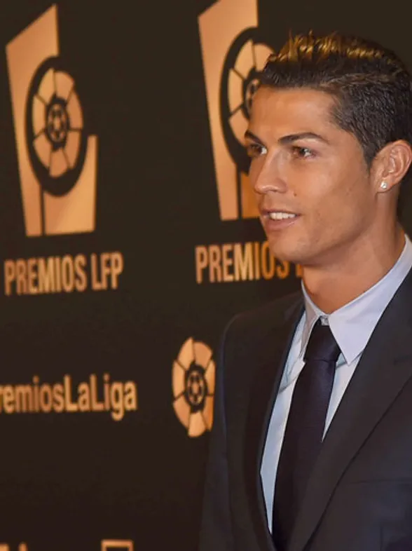 Los famosos derrochan glamour en los premios de la LFP