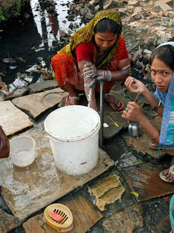 Ocho mujeres mueren tras participar en una campaña de esterilización masiva en India