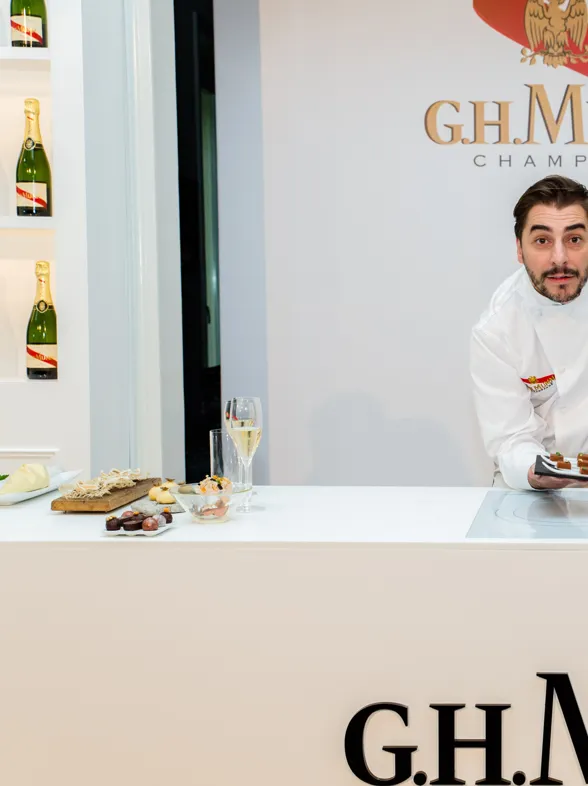 Jordi Roca, el mejor chef pastelero del mundo: "Las fresas con nata son mi postre favorito"