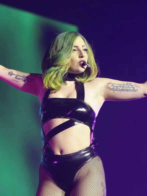 Lady Gaga revela que sufrió una violación cuando era adolescente