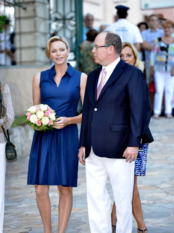 Charlene de Mónaco ingresa para dar a luz a sus gemelos