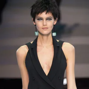 Esmoquin en versión vestido, ¿lo has visto?