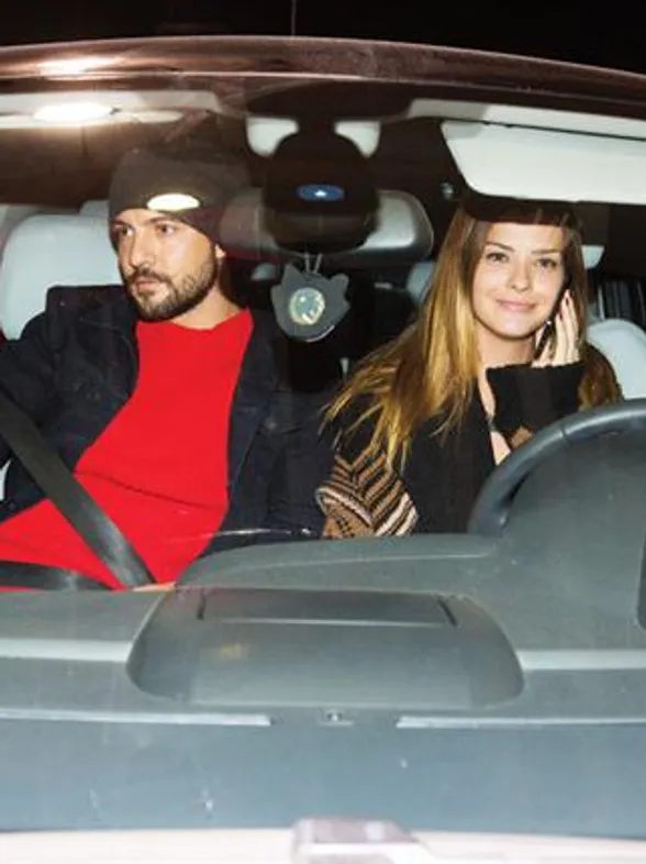 La novia de David Bisbal se pelea con la prensa