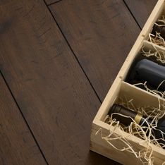 Cajas de vino: aprende a transformarlas en accesorios para tu hogar