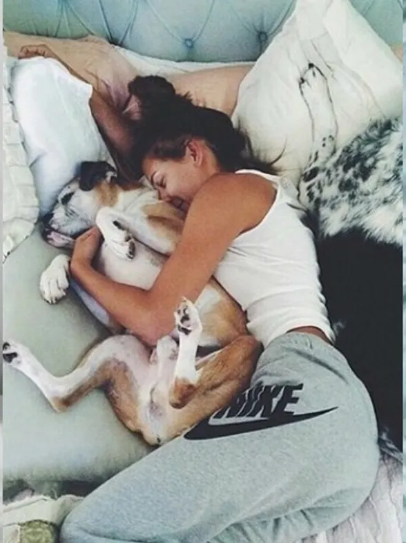 15 Thoughts Everybody Has When They Can't Sleep