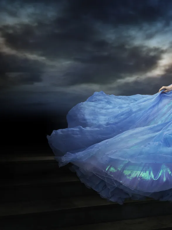 Bibbidi-Bobbidi-Boo! Nove designers fazem o sapatinho de cristal de Cinderela virar realidade