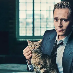 Hombres sexys y gatos, la combinación más irresistible