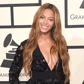 Beyoncé sin ayuda de Photoshop es... ¡casi perfecta!