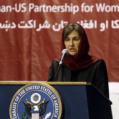 Rula Ganhi invita a las mujeres afganas exiliadas en EE.UU a volver a su país