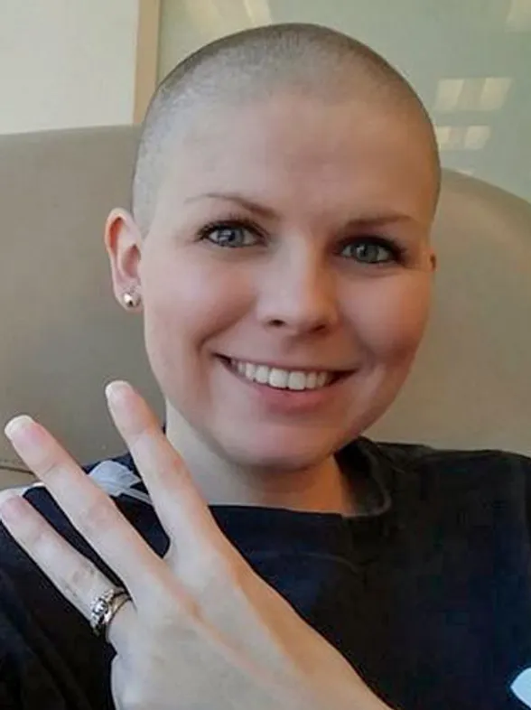 Whitney Cox, la historia de una madre con cáncer terminal que ha conmovido Internet