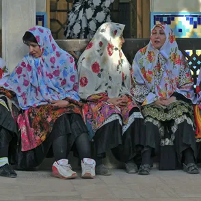 Irán pretende aumentar la natalidad violando los derechos de las mujeres