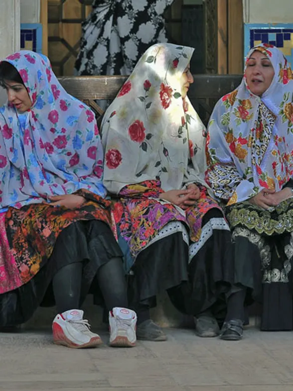 Irán pretende aumentar la natalidad violando los derechos de las mujeres