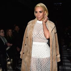 Pourquoi Kim Kardashian a-t-elle renoncé à son blond platine ?