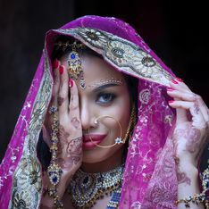 10 robes de mariée sublimes à travers le monde (Photos)