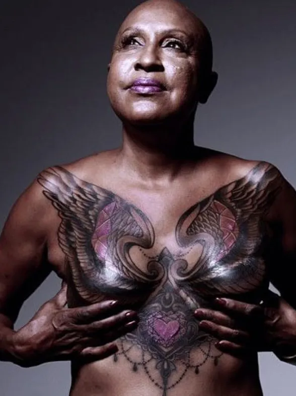 41 preciosos tatuajes para cubrir las cicatrices de una mastectomía