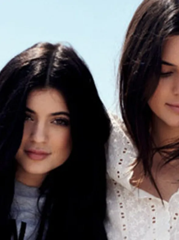 La colección de Kendall y Kylie Jenner para Topshop ya está aquí