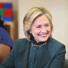 Hillary Clinton inaugure son compte Instagram (Photos)