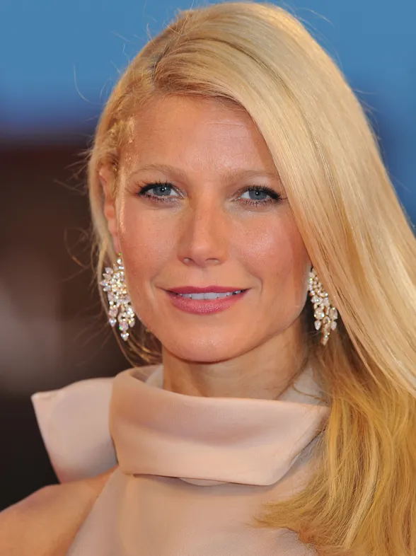 Oil pulling: la nueva tendencia de belleza que triunfa entre las celebrities