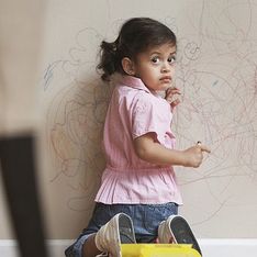Niños y rotuladores: sus mejores obras de arte sobre los muebles de tu casa