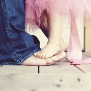 Papás "DILF's": 20 imágenes con sus peques que te enamorarán