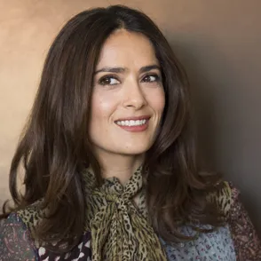 Maquíllate como... Salma Hayek