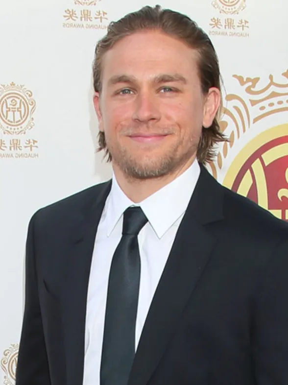 El hombre de la semana es... ¡Charlie Hunnam!