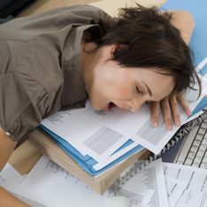 5 trucchi per fare un sonnellino in ufficio senza essere scoperte