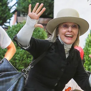 Diane Keaton y su look homeless, peor look de la semana