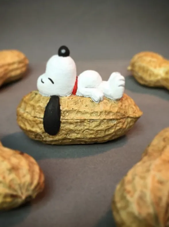 ¿Qué se esconde detrás de un cacahuete? ¡Descubre estas geniales esculturas hechas con él!