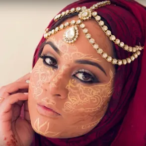 Henna contouring, el maquillaje no tiene fronteras
