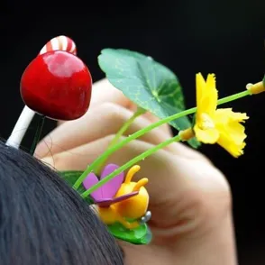 Plantas en la cabeza, la nueva tendencia capilar que arrasa en China