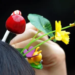 Plantas en la cabeza, la nueva tendencia capilar que arrasa en China