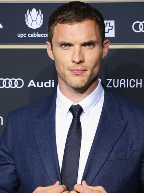 El hombre de la semana es... ¡Ed Skrein!