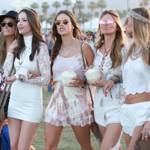 Accesorios capilares que toda chica boho debe tener
