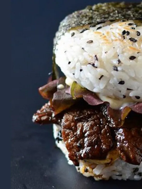 La sushi- hamburguesa, posiblemente el mejor invento culinario de los últimos tiempos